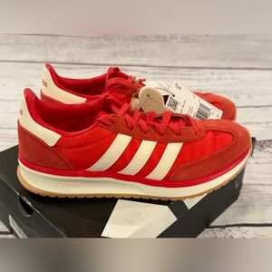 NO LONGER NEW WITH TAGS adidas Women's Red and Cream Retro Runner Sneakers